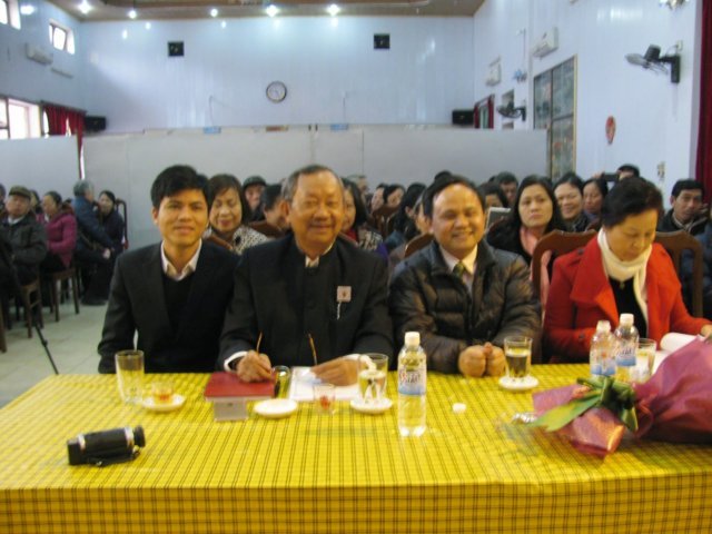 GS.TSKH Bùi Quốc Châu tham dự đại hội
